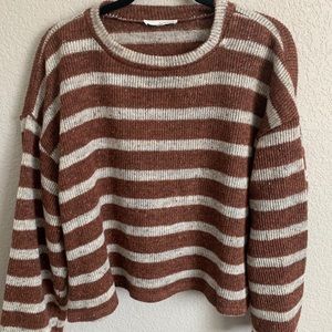 June & Hudson Crop Sweater